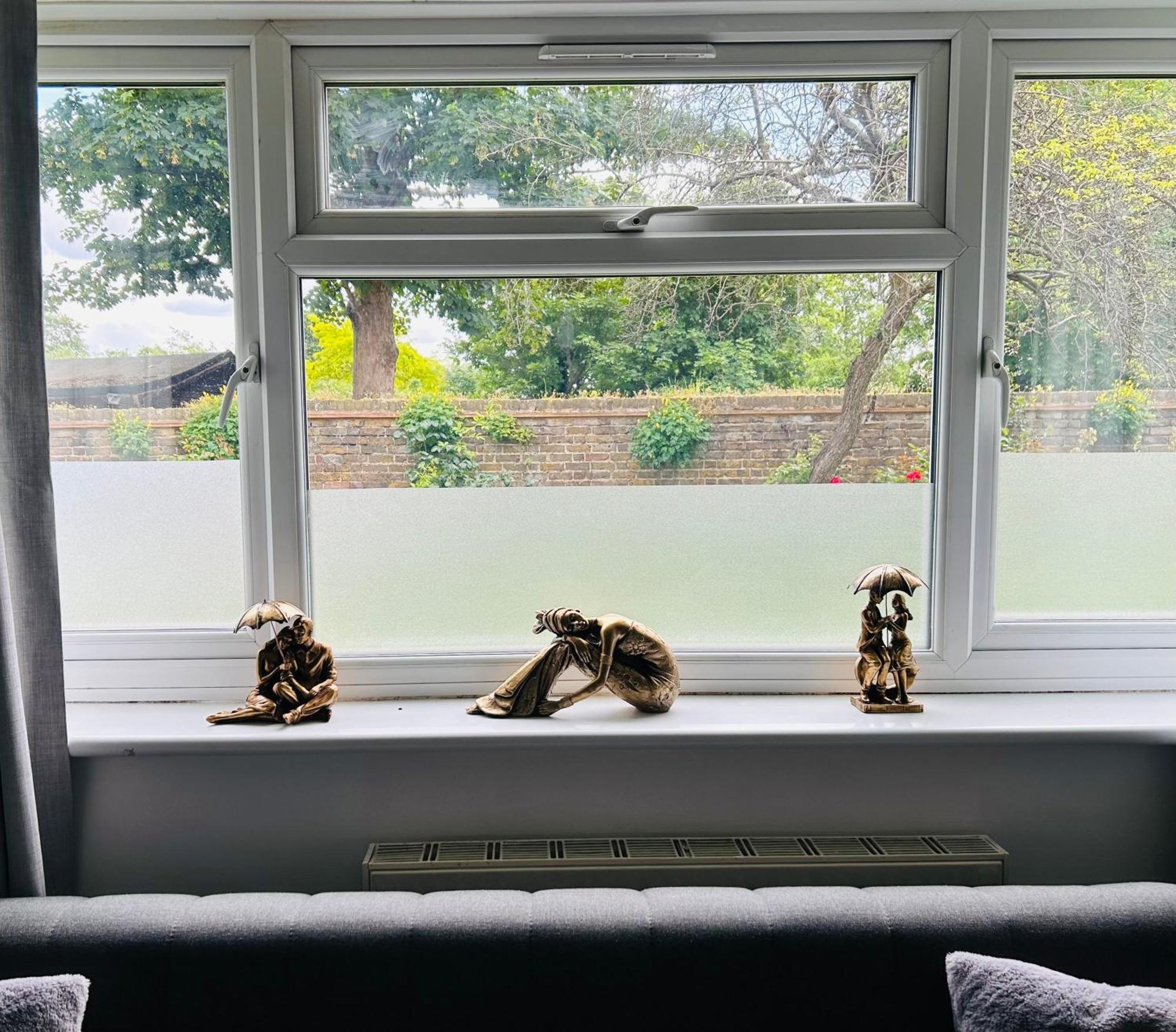 One Bedroom Flat In Chiswick W4 London Eksteriør billede